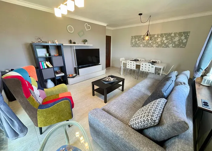 Apartment Palmira, 2 Bedrooms, Alvor. Fabulous Views!