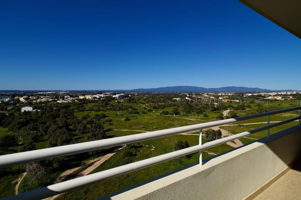 Palmira, 2 Bedrooms, Alvor. Fabulous Views! *