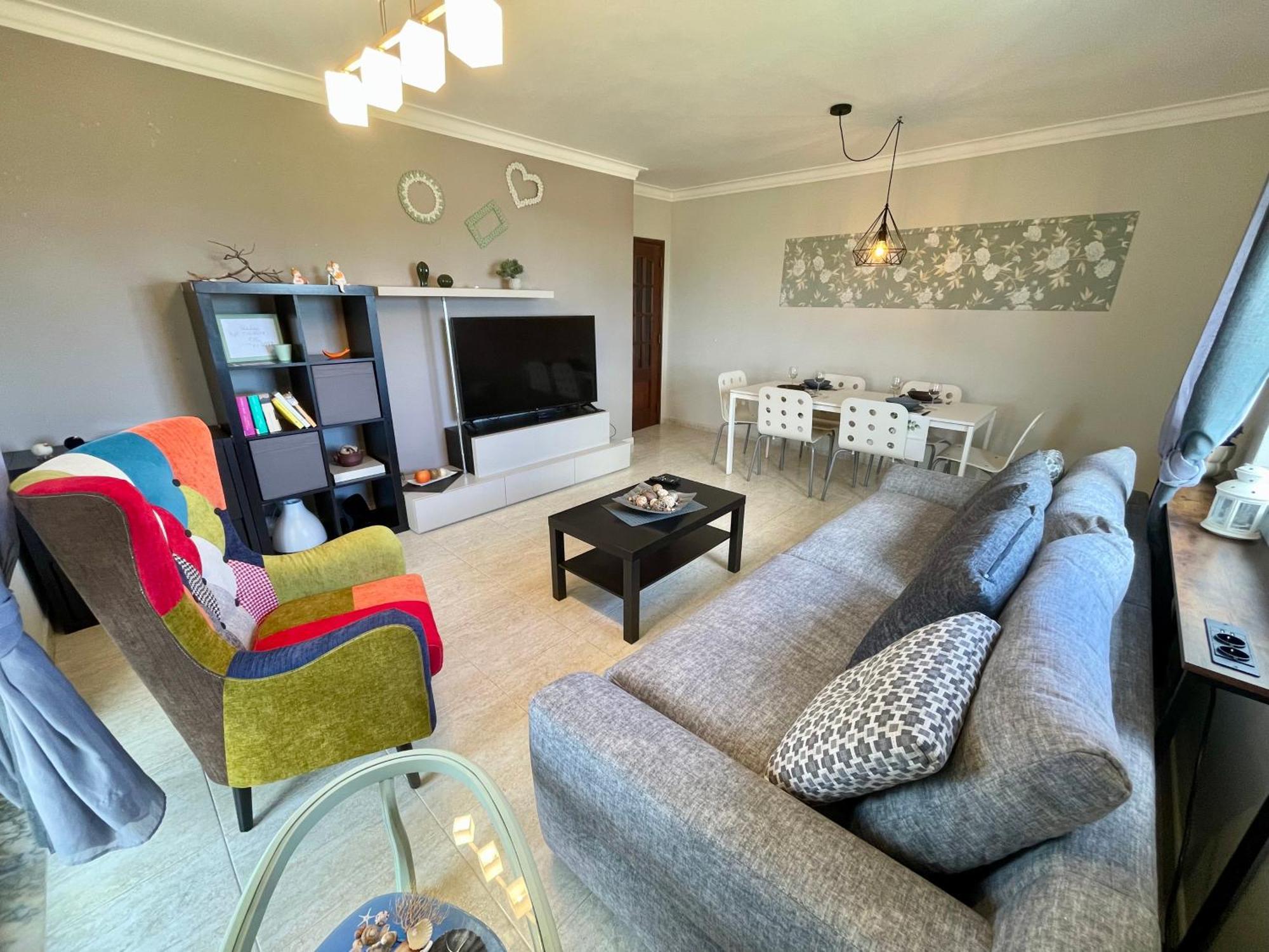 Apartment Palmira, 2 Bedrooms, Alvor. Fabulous Views!