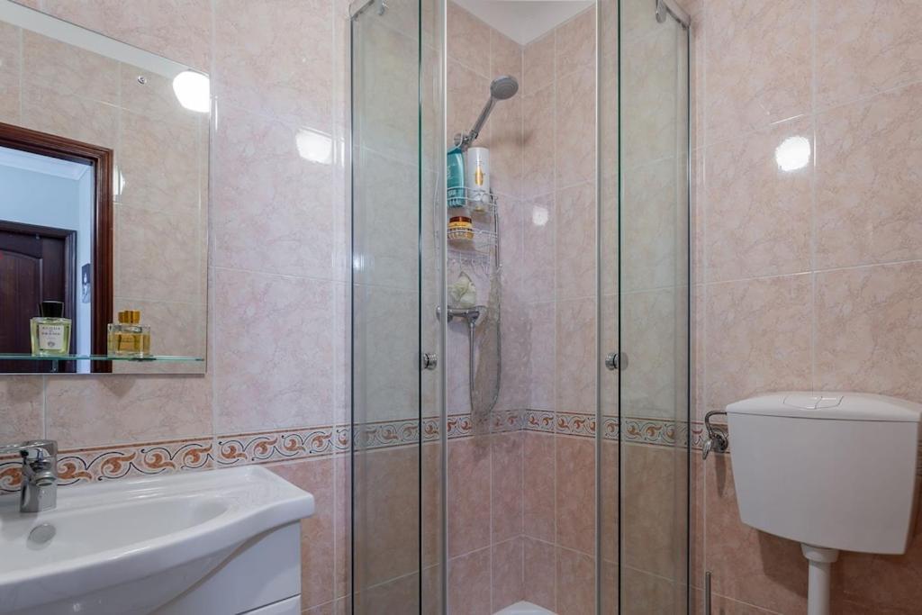 Apartment Palmira, 2 Bedrooms, Alvor. Fabulous Views!